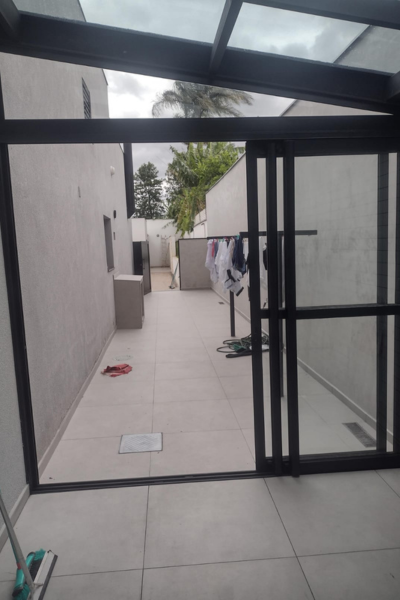 vidraçaria
janela
esquadria de aluminio
sacada
portas
box
janela
pia
cobertura de vidro