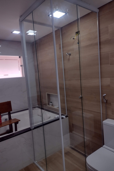 box
box frontal
box de canto
box frontal
box até o teto
box de abrir
box elegance