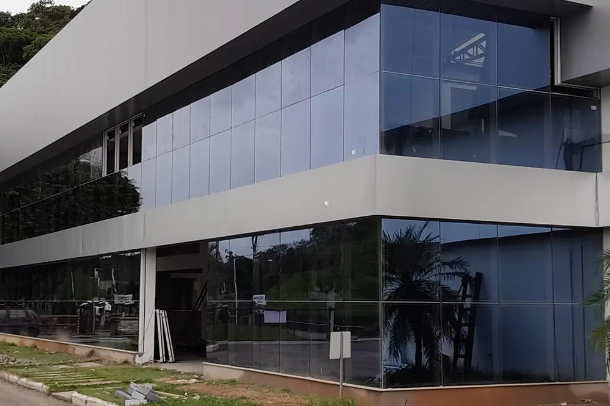 pele de vidro glazing comercio fachada glazing