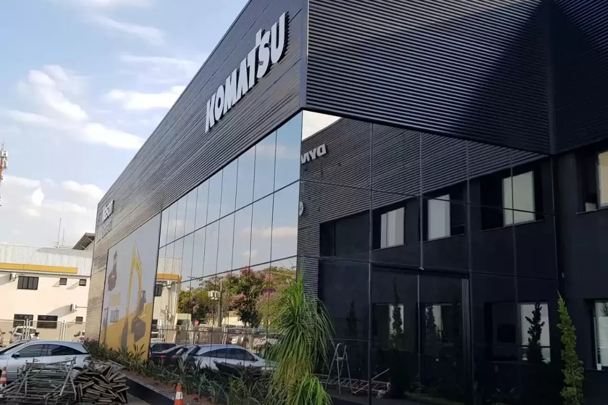 pele de vidro glazing comercio fachada glazing