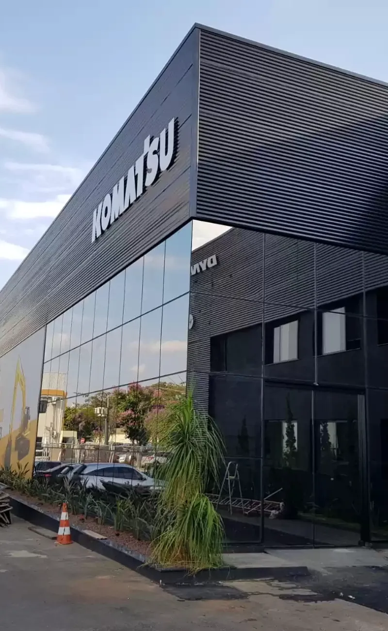 fechamento glazing pele de vidro projetos comerciais