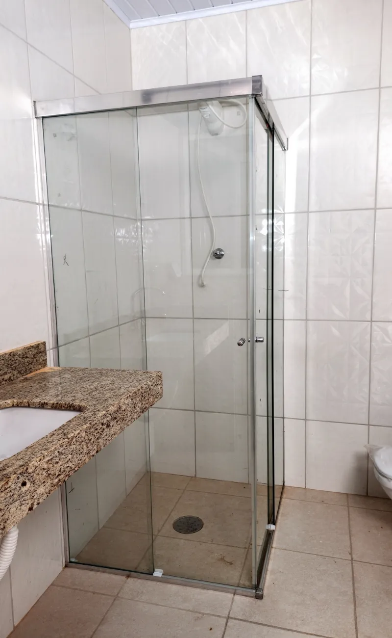 box de vidro de canto