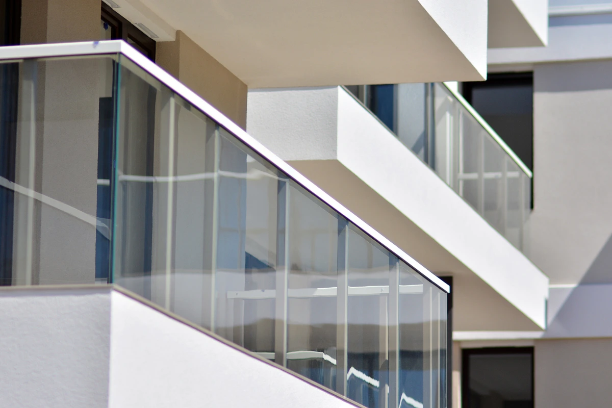 sacadas divisórias sacadas de vidro varanda varanda em vidro envidraçamento de ambiente